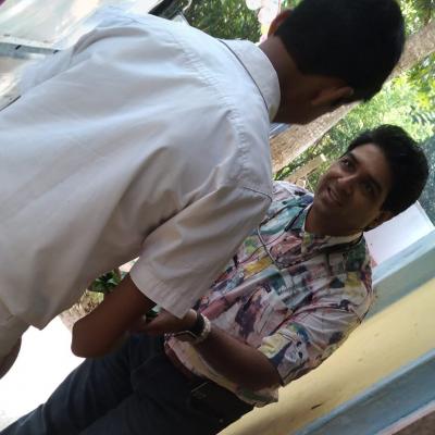 මංචි ටිකිරි ශිෂ්‍යාධාර ලබාදීමේ වැඩසටහන